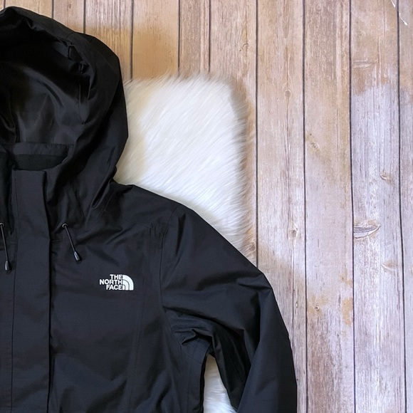 The North Face Women’s Monarch Insulated TriClimate Black Jacket - Picture 4 of 12